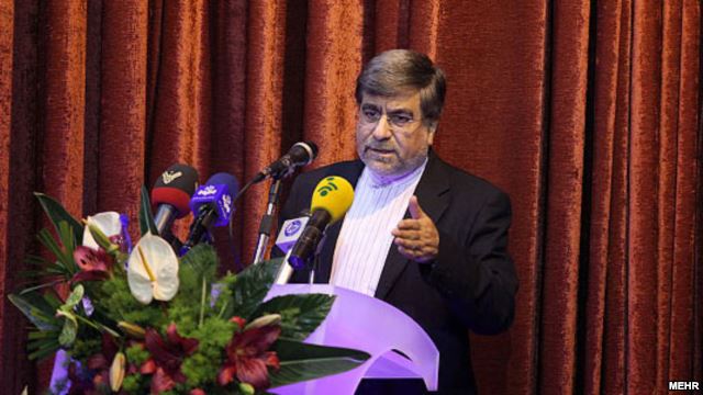 انتقاد شدید وزیر فرهنگ و ارشاد اسلامی از سانسور کتاب در دولت پیشین