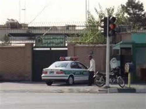 بازجویی و ضرب و شتم دراویش دستگیر شده در کلانتری ۱۱۳ بازار تهران